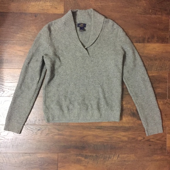 Brooks Brothers Sweaters - “346” Brooks Brothers lambs wool sweater
